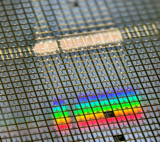 1200V SiC MOSFET/1200V电压平台碳化硅平面栅金属氧化物场效应晶体管丨派恩杰确认申报2024金辑奖·中国汽车新供应链百强
